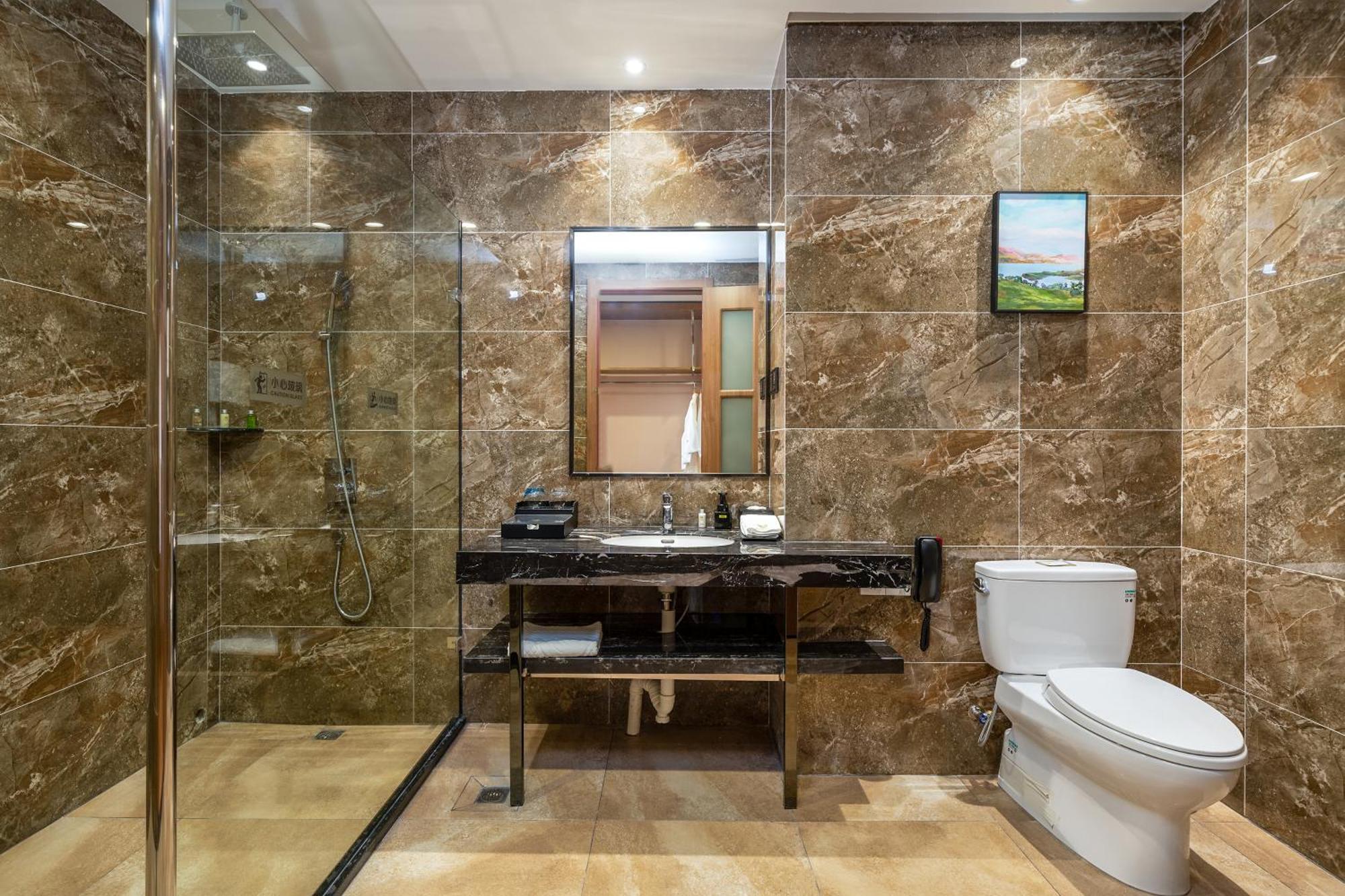 Phoenix Hill Hotel Dongguan - Golf Course Shop Экстерьер фото